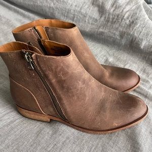 Kork ease distressed Riley boots, size 8. Worn once, like new